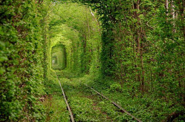 TunnelofLoveKlevenUkraine
